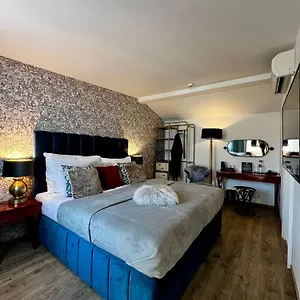 Hotel Antik