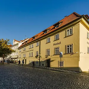 Hotel Archibald At The Charles Bridge
