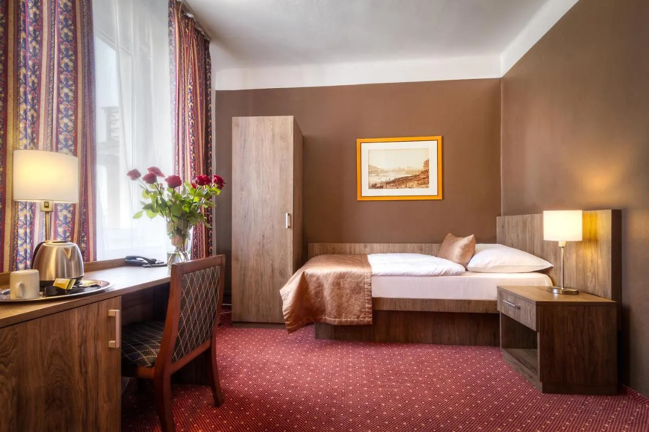 פראג Hotel Harmony