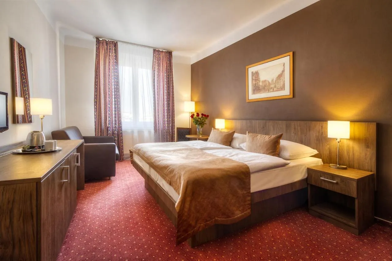 פראג Hotel Harmony 3*,  צ'כיה